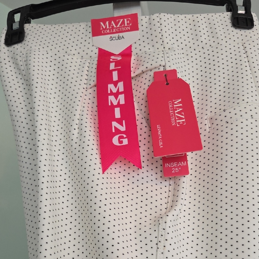 Maze White Pants with Black Dots NWT